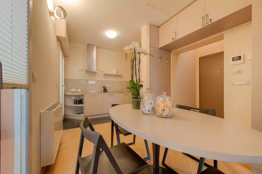 Bologna Altana Deluxe Apartamento Exterior foto